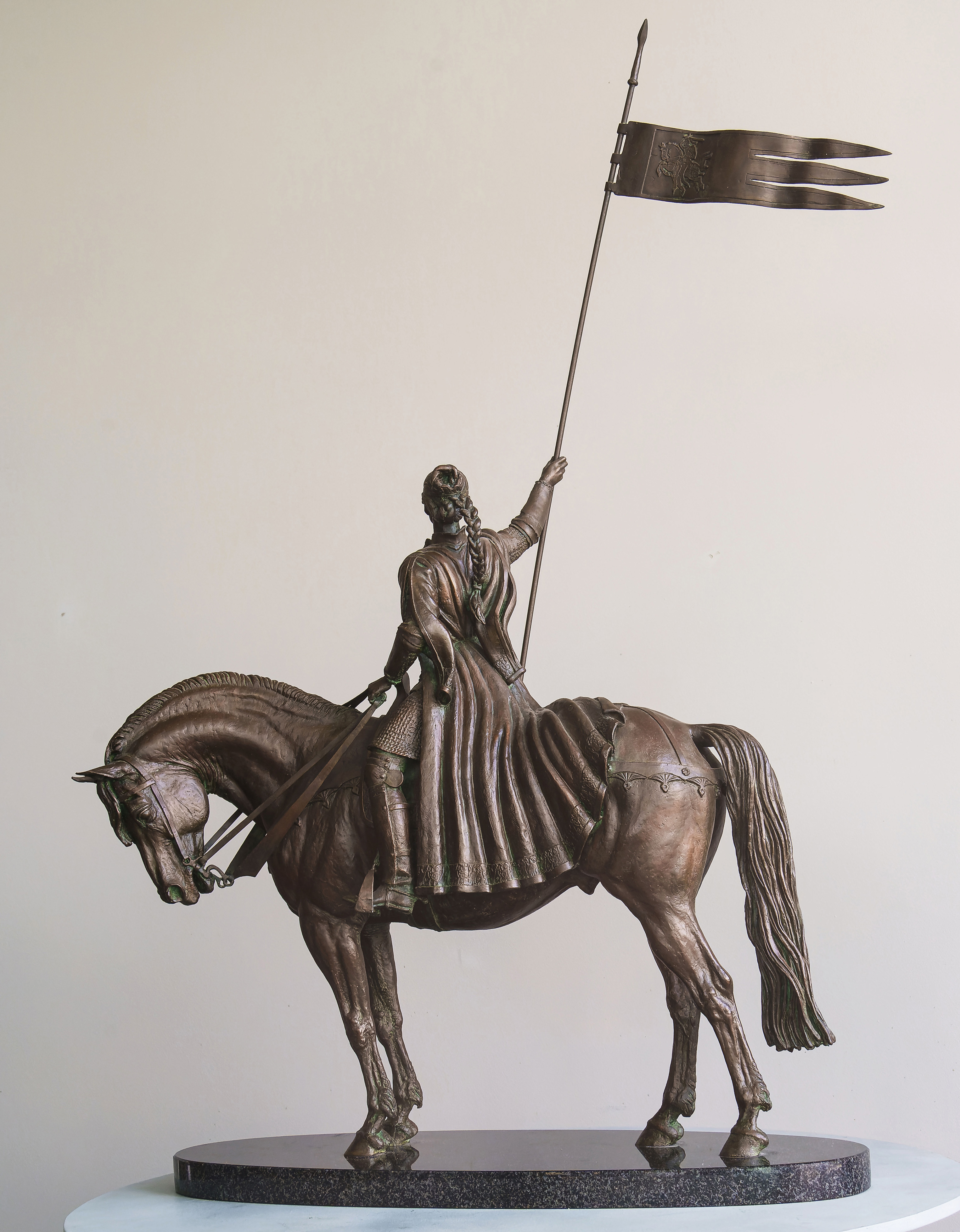 Anastasia Slutskaya, bronze sculpture by Sergey Bondarenko — alternate angle 2